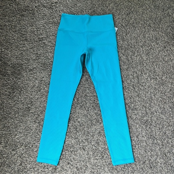 NWT Athleta Elation Rib Tight Bora Bora Rib Blue M - Picture 3 of 4